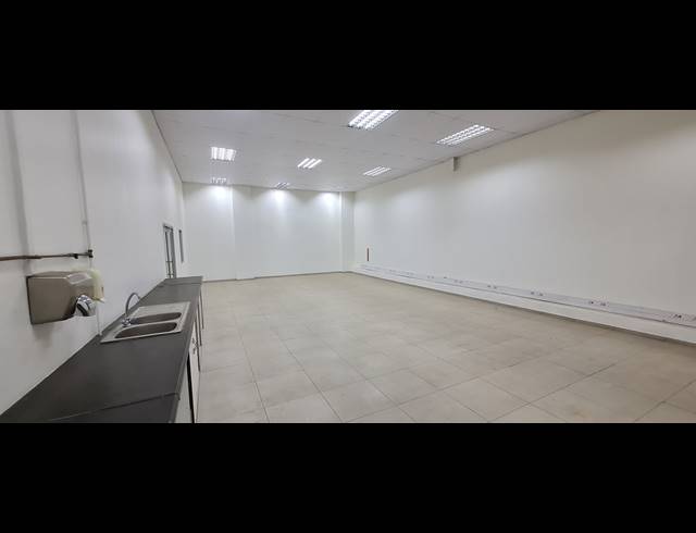 800M² WAREHOUSE TO LET IN BENONI CENTRAL